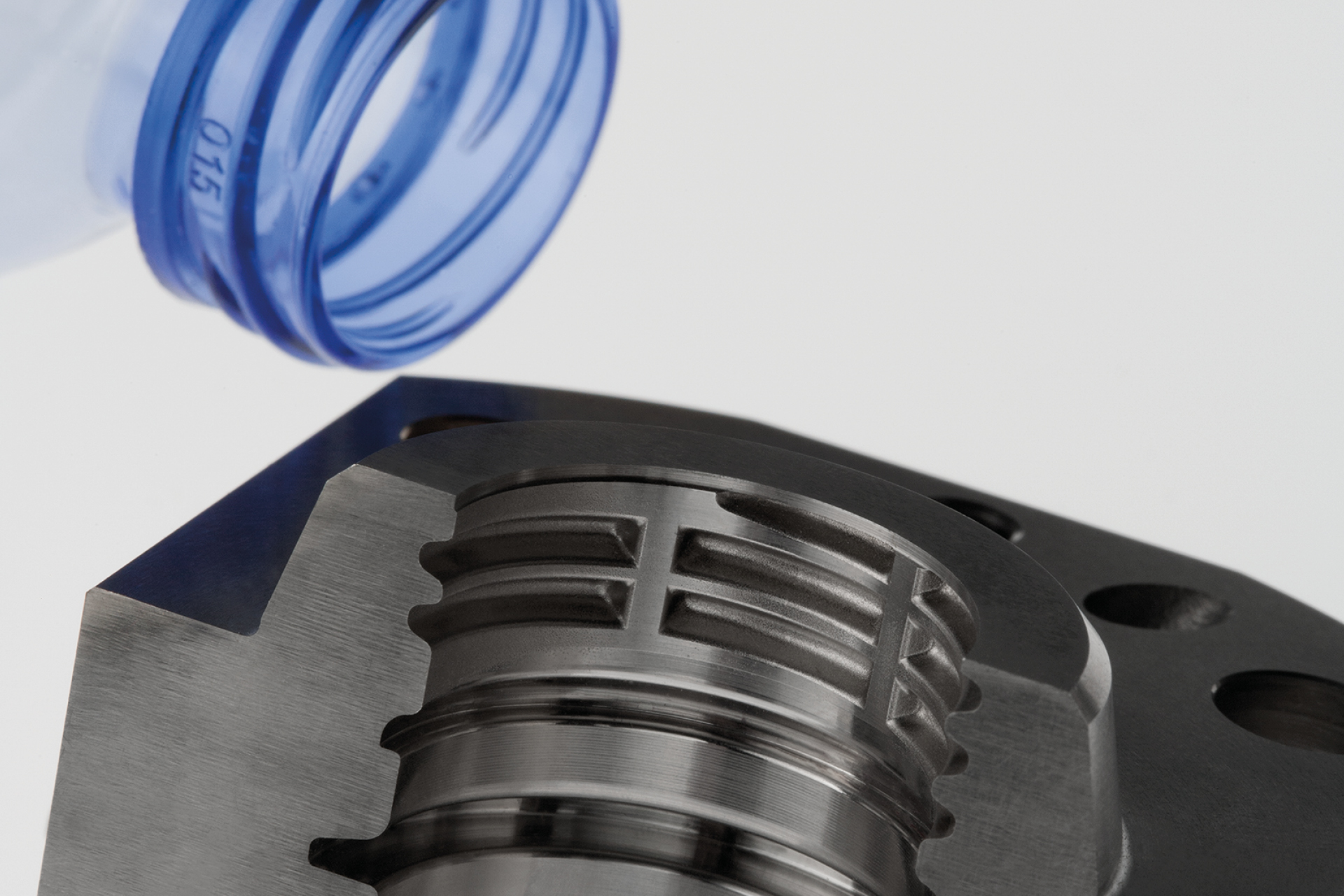 Industries - Packaging - Caps and closures - GF Machining Solutions